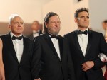 2018年のカンヌ国際映画祭に登場した（左から）ブルーノ・ガンツ、ラース・フォン・トリアー監督、マット・ディロン