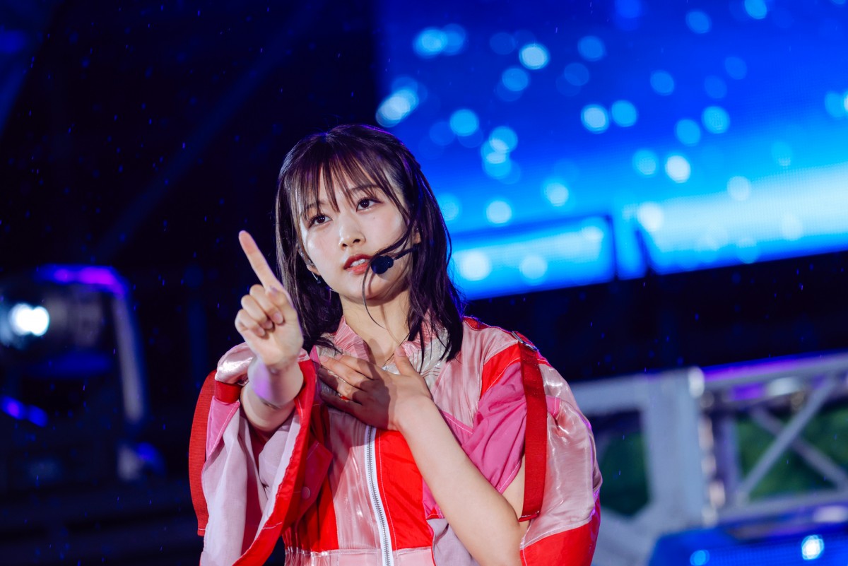 櫻坂46・尾関梨香＆原田葵が卒業セレモニー　7年間のアイドル活動に感謝