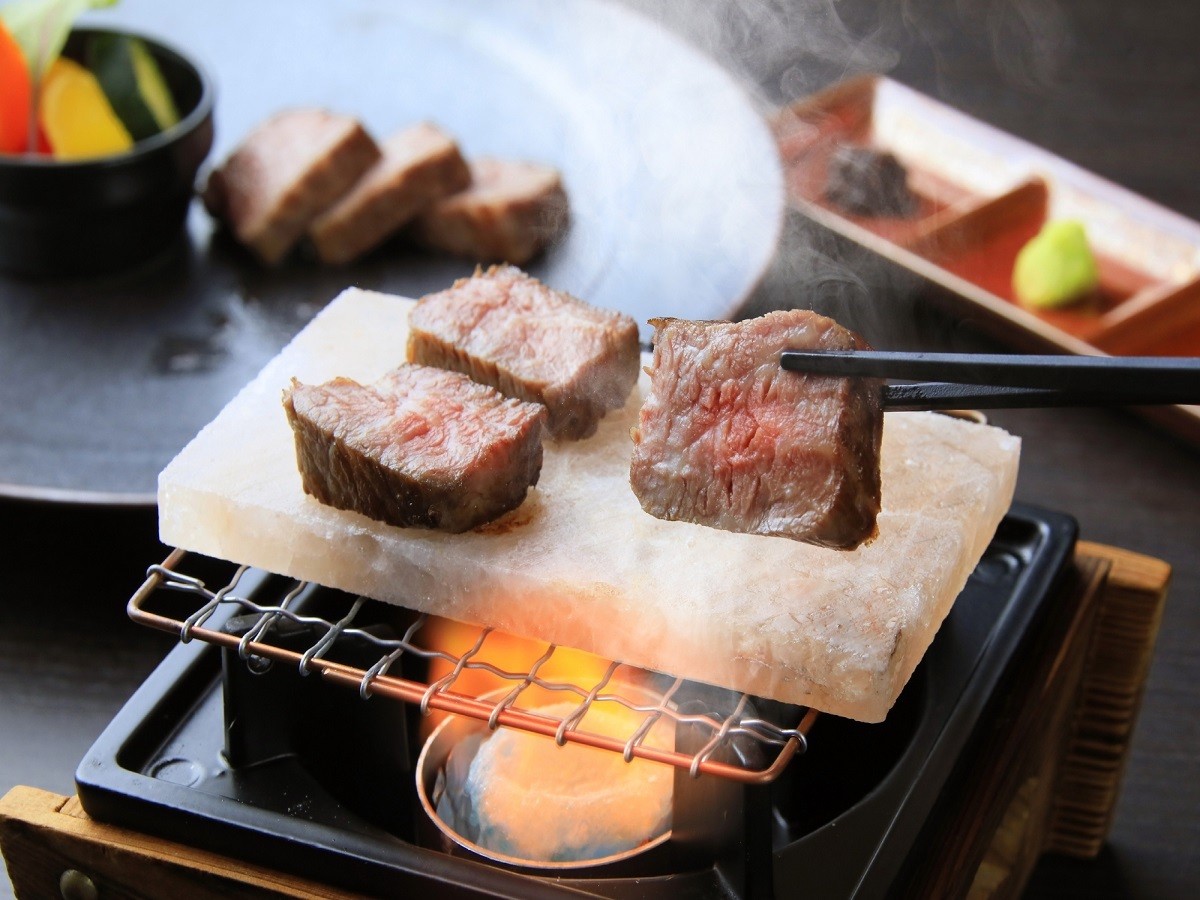 湯河原の温泉宿に“年末年始限定プラン”登場！　3日間限りの特別ディナーを堪能