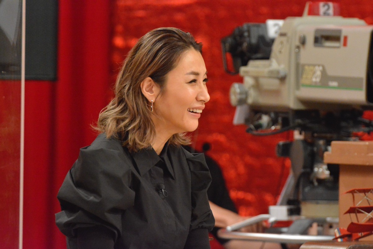 浜田雅功、日テレ廊下で内村光良に“ボディーブロー”