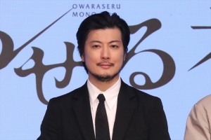 玉山鉄二、縦型ドラマ『終わらせる者』完成報告イベントに登場
