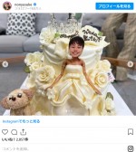 「癖あるケーキ」ノンスタ井上、結婚祝いのケーキに「恐怖」　※「井上裕介（NON STYLE）」インスタグラム