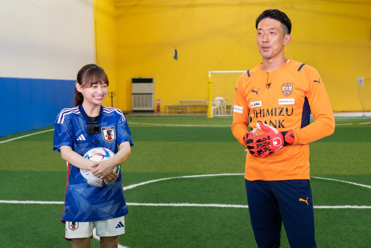 日向坂46・影山優佳「1歳でW杯見に行った」“サッカー英才教育”ぶりに驚き
