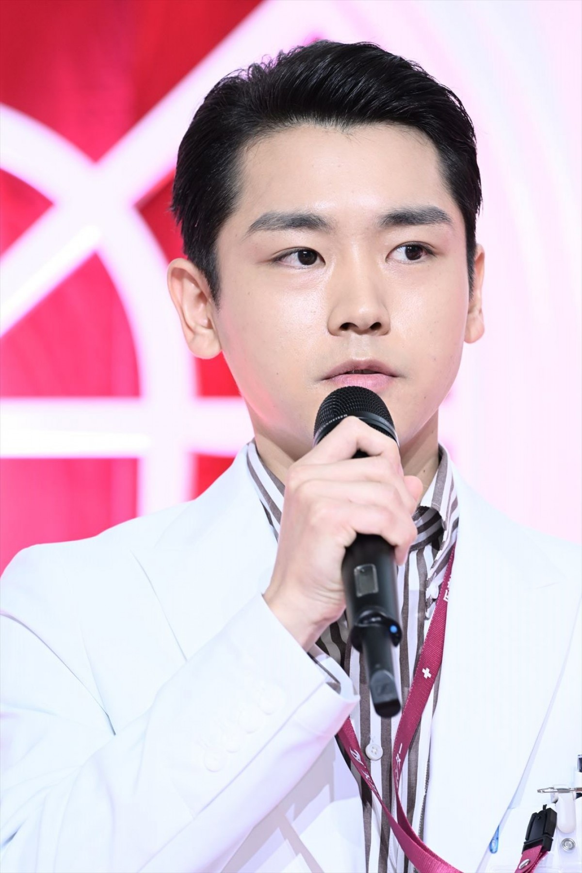 中井貴一、岡田将生と身分を隠して占い体験、“相性バッチリ”判定ゲット