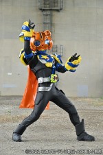 『仮面ライダーギーツ』晴家ウィン（崎山つばさ）が変身する仮面ライダーパンクジャック