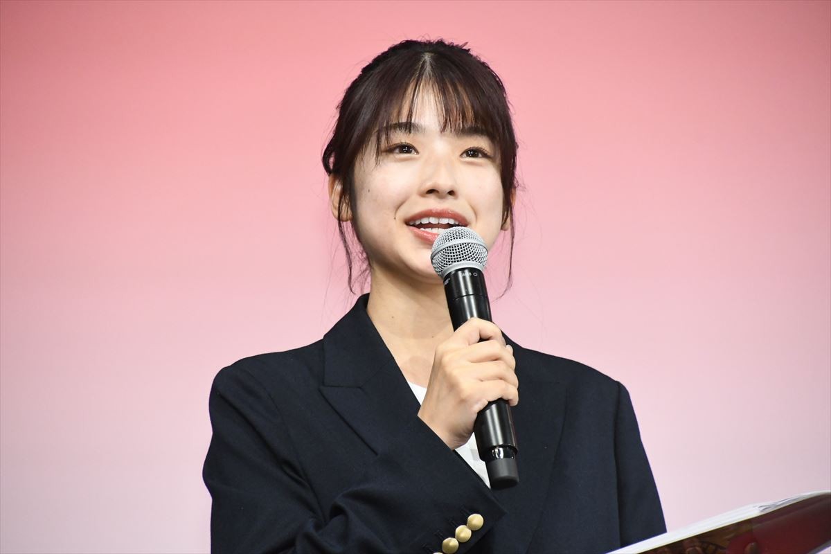霜降り明星、広瀬アリスと3大会連続『R‐1』MCに　せいや「いまでも1回目の夢を見る」