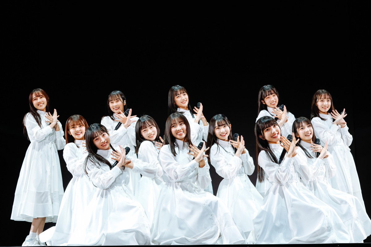 日向坂46・四期生、ライブ初パフォーマンス　「ブルーベリー＆ラズベリー」をフレッシュに披露＜Happy Smile Tour 2022＞