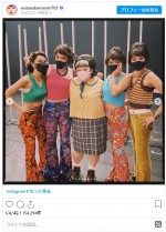 驚異の20kg減を遂げた渡辺直美、キャストの面々とオフショット　※「渡辺直美」インスタグラム