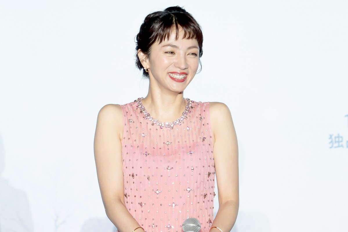 向井理、撮影中は静電気に苦労　相次ぐ静電気に満島ひかりも「だんだん恐怖に」