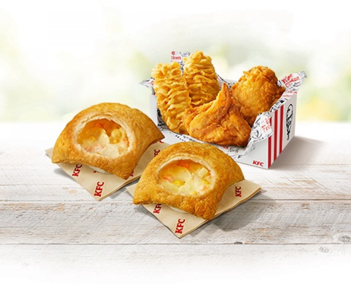 ケンタッキー「チキンクリームポットパイ」　20221104