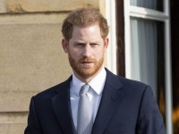 ヘンリー王子、スパイダーマンに扮して親を亡くした子どもたちにメッセージ