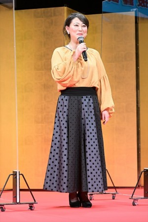 友近、映画『嘘八百 なにわ夢の陣』完成披露試写会に登場