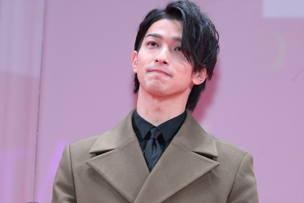 横浜流星、「原作をリスペクト」覚悟を持って銀髪に　『嘘喰い』ジャパンプレミア