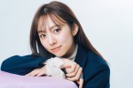 【写真】卒業直前撮り下ろし写真　乃木坂46・新内眞衣