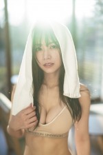 【写真】乃木坂46・北野日奈子2nd写真集先行カット　メリハリあるプロポーション披露