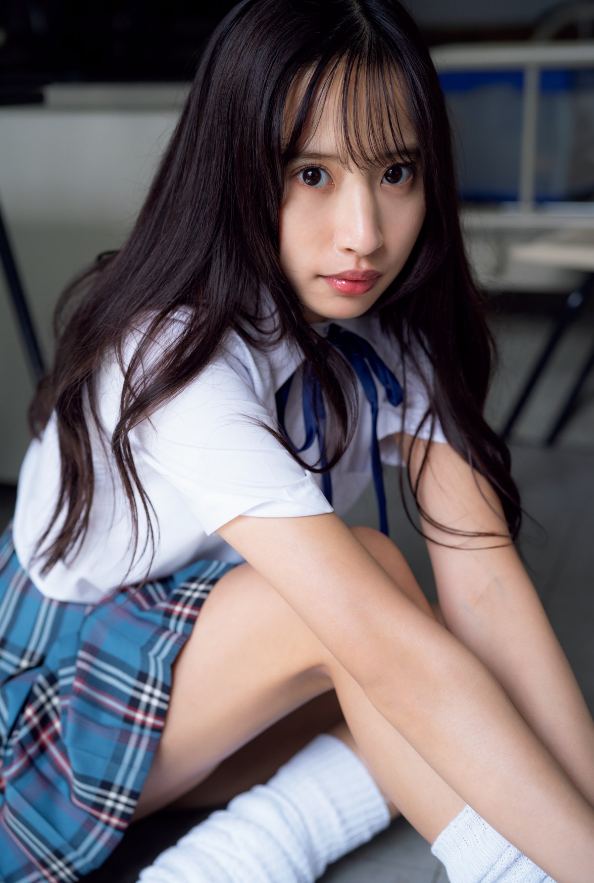 注目女優・青木胡杜音21歳、8等頭スレンダーボディの正当派美女が魅せるグラビア