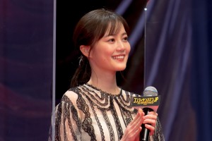 生田絵梨花、映画『コンフィデンスマンJP　英雄編』ワールドプレミアに登場