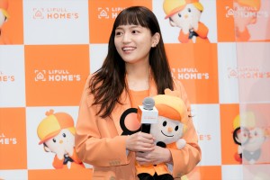 川口春奈、「LIFULL HOME’S 新CM発表会」に登場