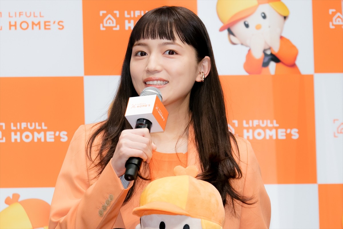 川口春奈、メガネ姿のしずちゃんに「ほぼ山ちゃん」