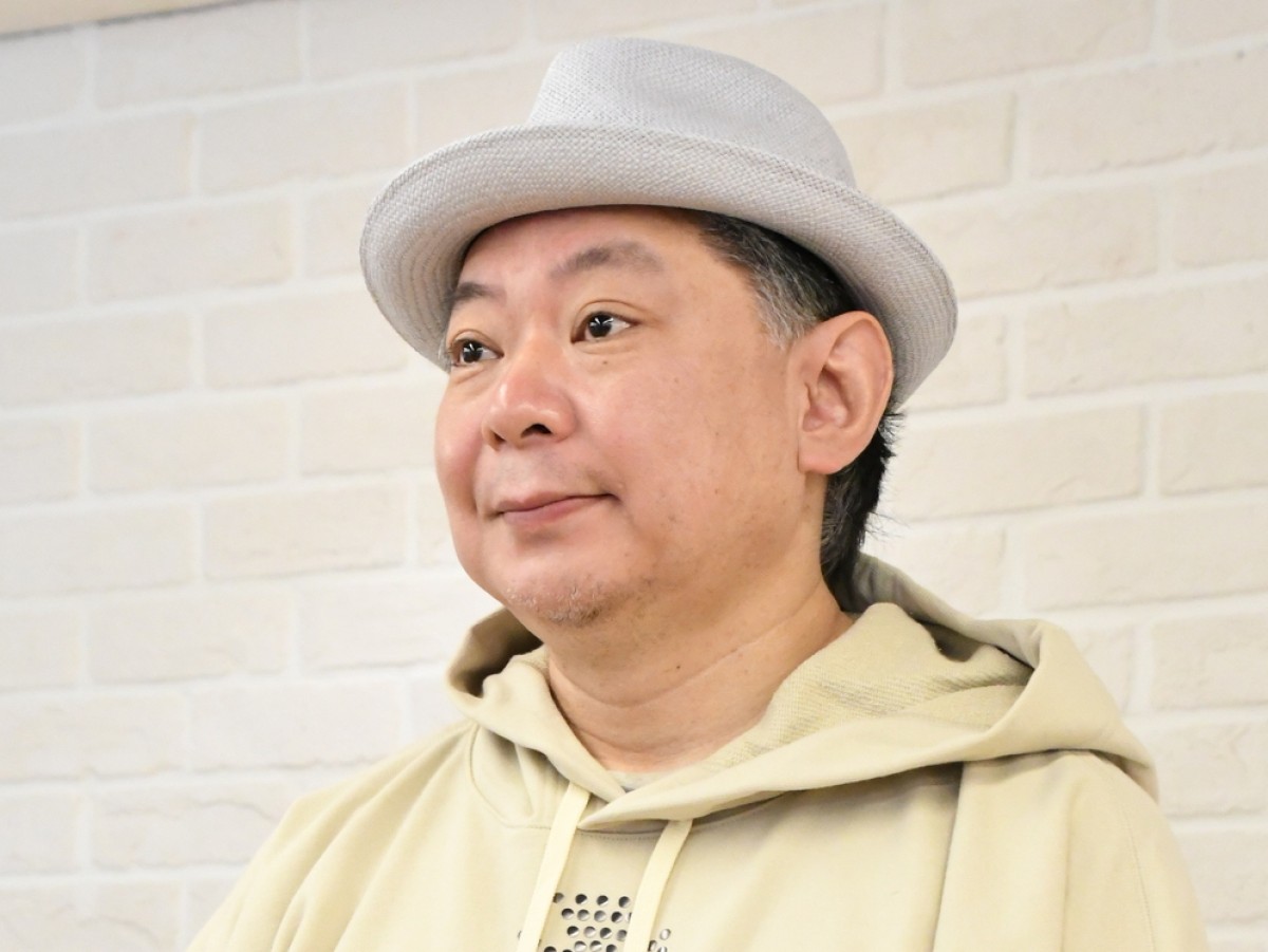 鈴木おさむ、妻・大島美幸にバックハグ…ではない“真相”に心配の声「お大事に」