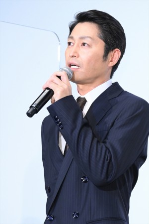 安田顕、映画『とんび』完成披露舞台あいさつに登場