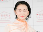 冨永愛、17歳長男と“親子共演”報告 「さすがのスタイル」「こんなに大きいんですね」