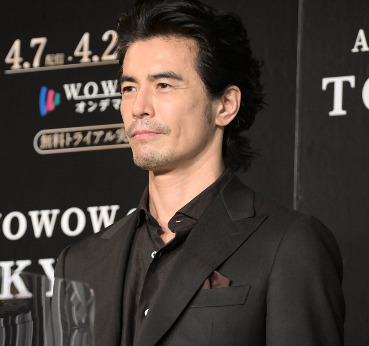 アンセル・エルゴート、親交を深めた伊藤英明と「裸の付き合い」を明かす　山下智久は現場の“熱”に感銘