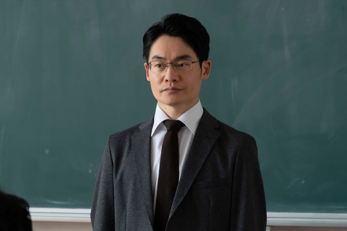 茅島みずき演じるミステリアスで美しい謎の転校生の狙いは…『教祖のムスメ』主題歌入り特報、30秒予告