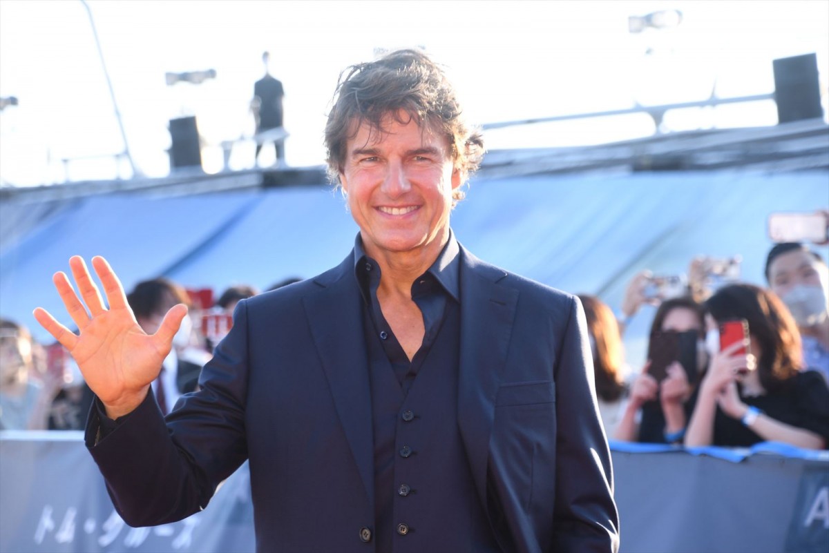 トム・クルーズ、ファンのために花火150発をプレゼント！ 「来年も、その翌年も来ます！」