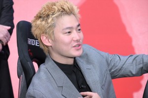 野村周平、映画『ALIVEHOON アライブフーン』完成報告イベントに登場