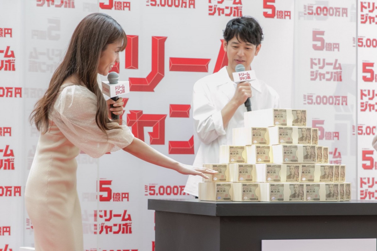 岡副麻希、毎晩夫婦で行うストレッチを告白「夢中になっています」