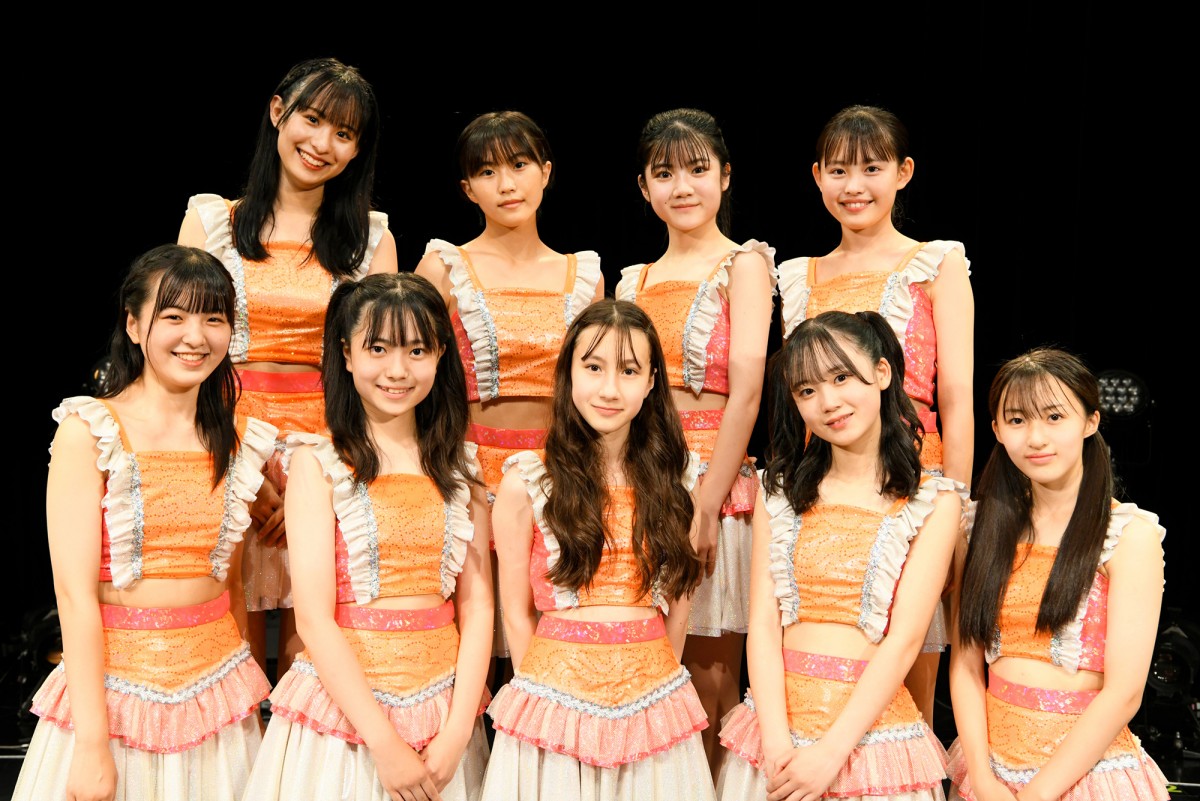 「Hello! Project 研修生発表会」定期公演を行ったハロプロ研修生 (上段左から)石山咲良、吉田姫杷、川嶋美楓、後藤花(下段左から)村越彩菜、小野田華凜、松原ユリヤ、橋田歩果、植村葉純