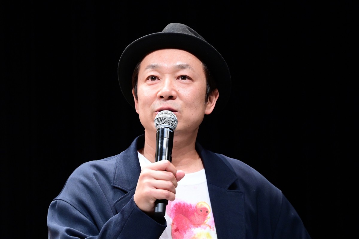 ムロツヨシ暴走　アドリブの“花道歩き”に観客大喜び