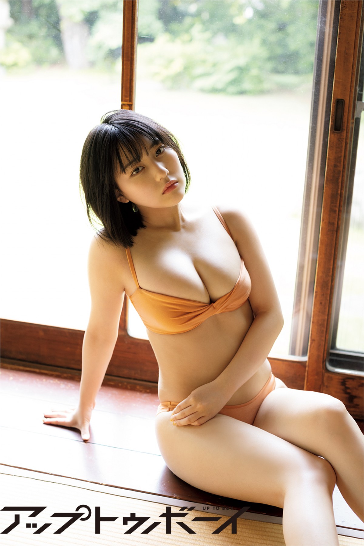 HKT48・田中美久、大人オーラ漂う水着グラビア披露　豊永阿紀＆宮崎想乃も