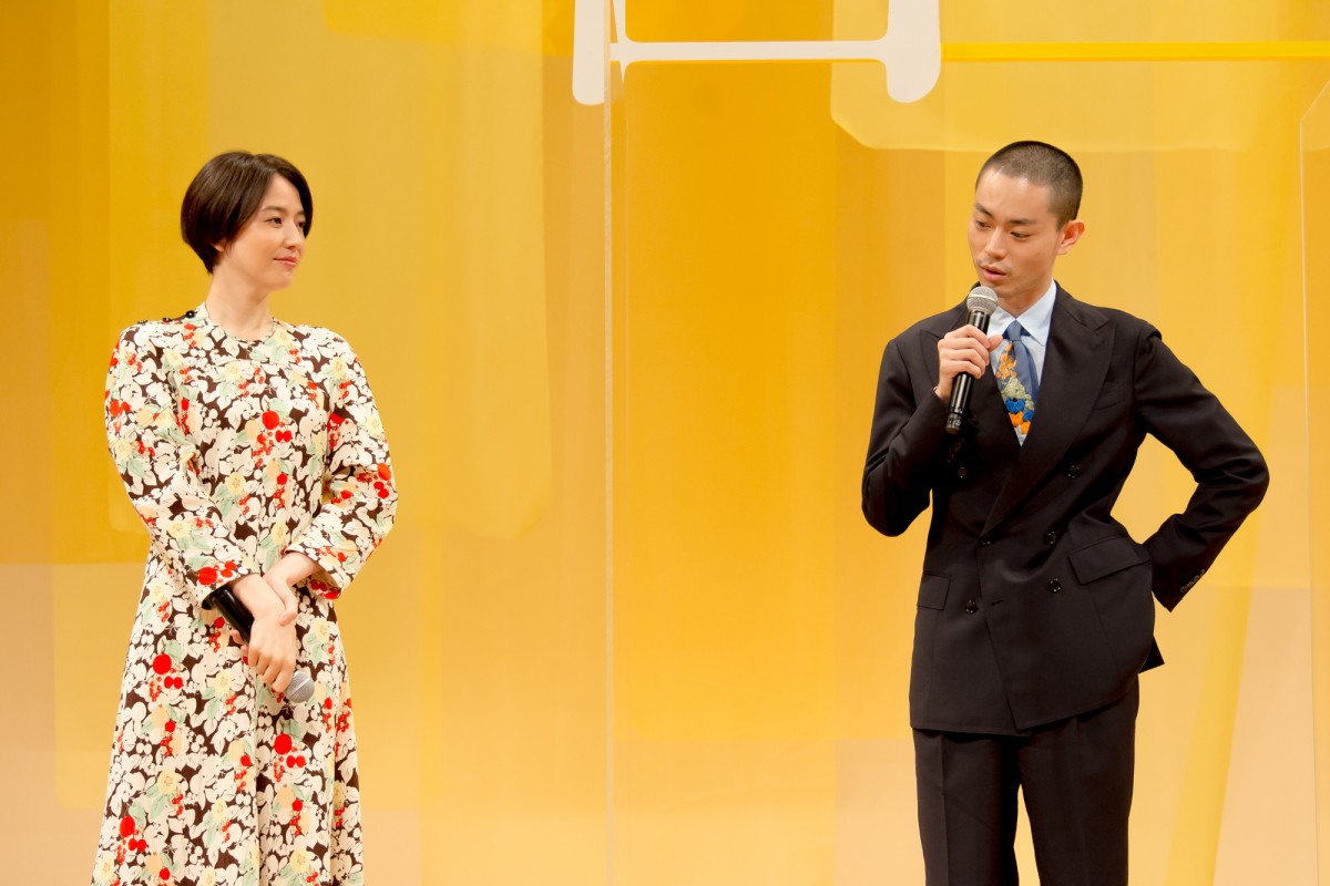 菅田将暉、号泣する原田美枝子を見て“よしよし”「気づいたら頭をなでてました」
