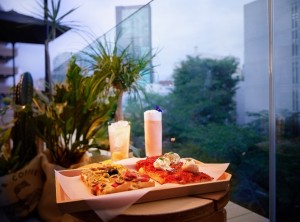 中目黒「スタバ」に“サマーテラス”オープン！　イタリアの食文化を楽しむ料理やカクテルも