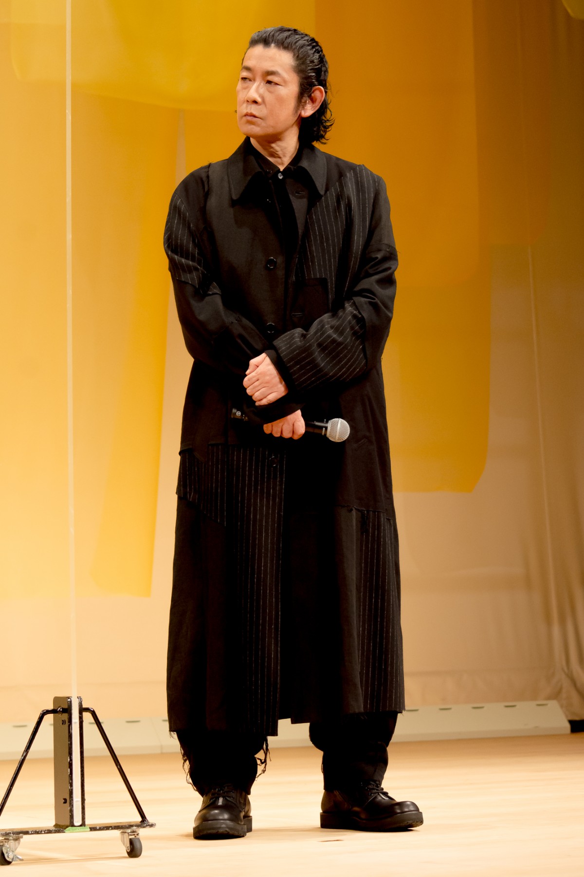 菅田将暉、号泣する原田美枝子を見て“よしよし”「気づいたら頭をなでてました」