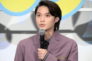 磯村勇斗、映画『さかなのこ』完成報告上映会に登場