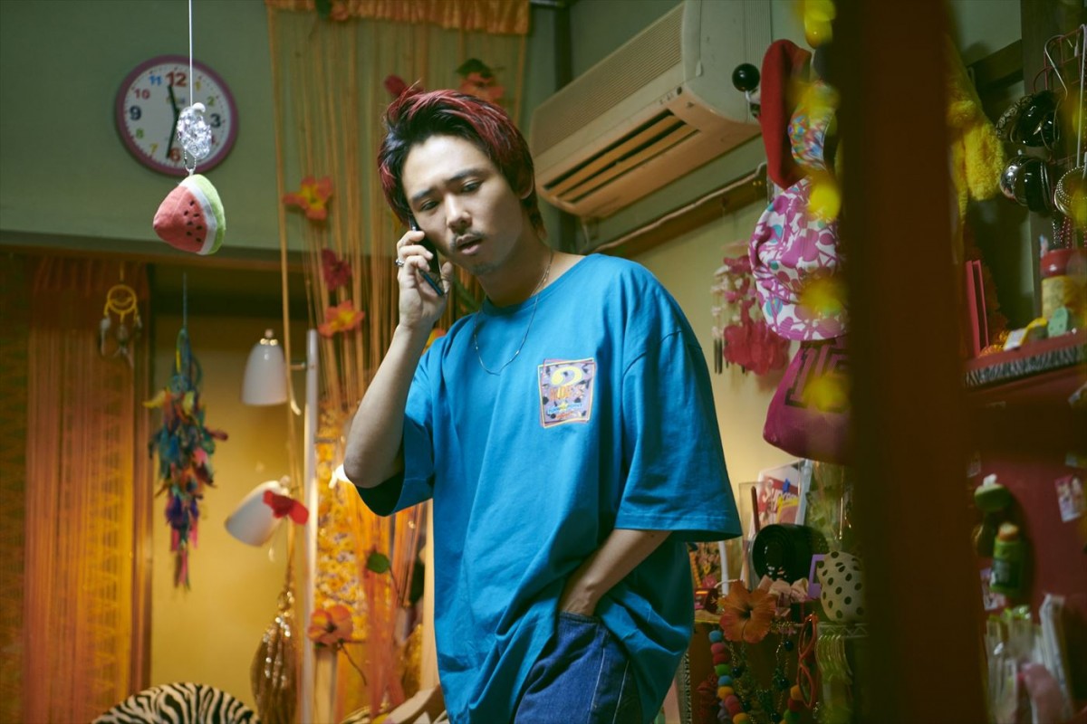 映画『もっと超越した所へ。』よりオカモトレイジ(OKAMOTO’S)演じるフリーター・泰造