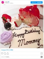 浜崎あゆみの母へ贈られた誕生日ケーキ ※「浜崎あゆみ」インスタグラム