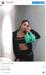 MARC JACOBSコーデを披露したみちょぱ ※「みちょぱ（池田美優）」インスタグラム