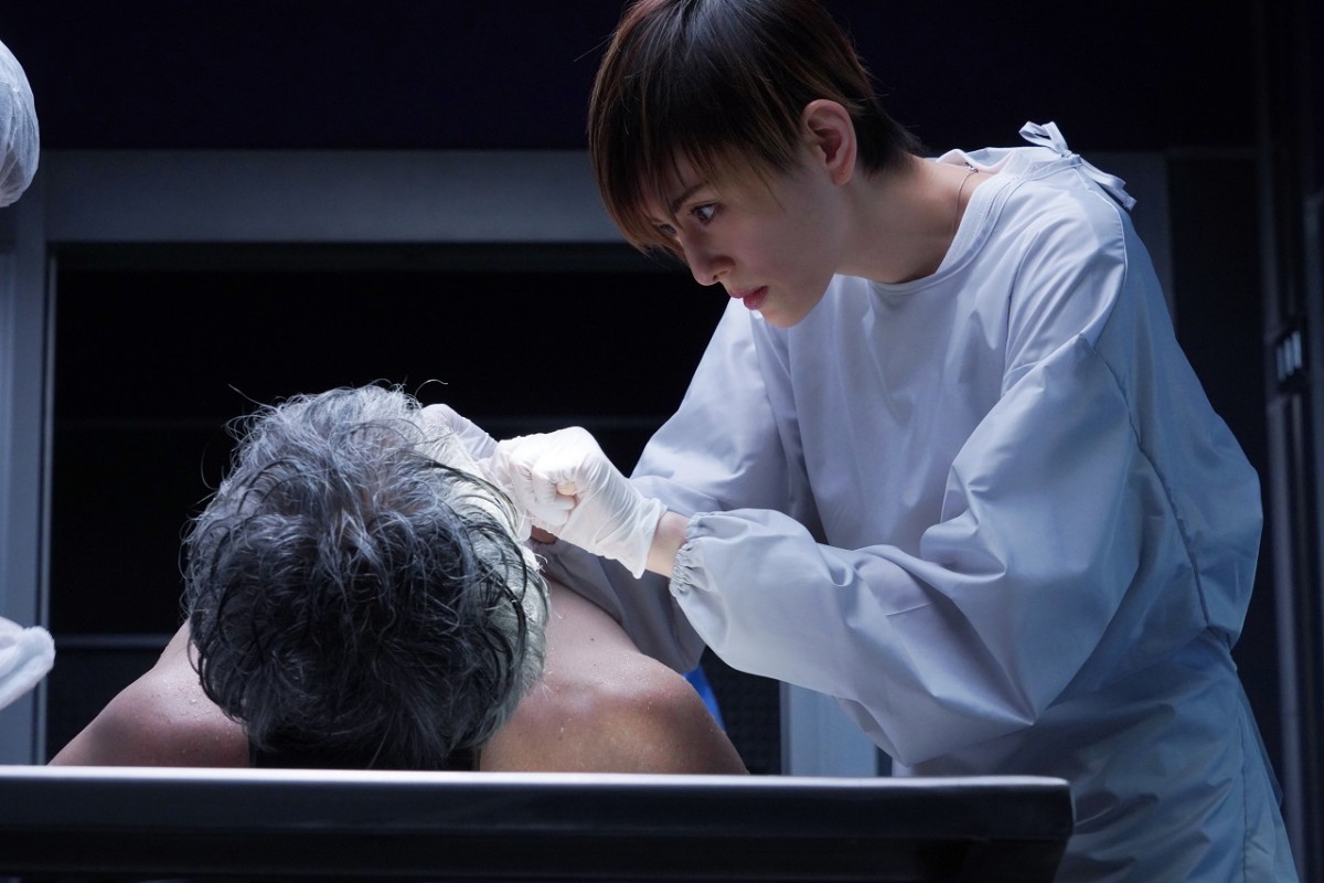 米倉涼子、俳優史上最短のショートカットに　来春配信『エンジェルフライト』で国際霊柩送還士役
