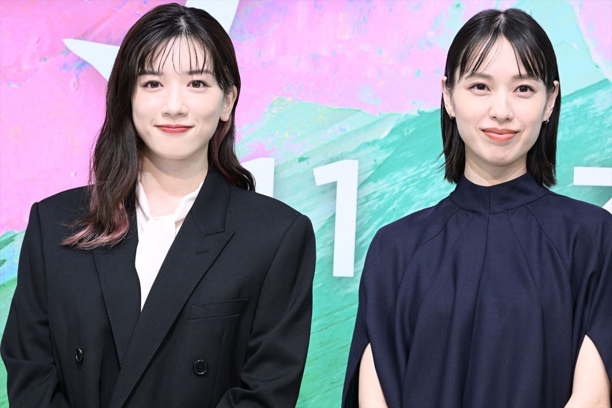 「映画『母性』第35回東京国際映画祭 完成報告会」に出席した(左から)永野芽郁、戸田恵梨香