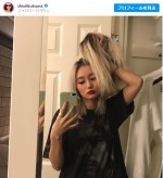 【写真】忽那汐里、金髪ロングヘアを大胆カット