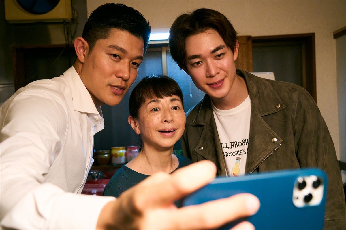 【レビュー】映画『エゴイスト』鈴木亮平×宮沢氷魚の“恋愛”だけではない、“救いの物語”に注目