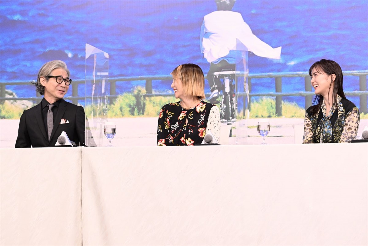 吉岡秀隆、“妻”となった柴咲コウの印象を明かす「目を見開いている観音様のような」