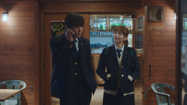 ドラマ『silent』4話エピソード0~紬と想と湊斗、8年前のある出来事~より