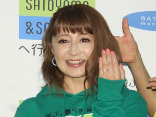 矢口真里（2018年撮影）