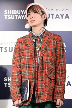 DJまる、『大炎上 レペゼンフォックス 1st Artist BOOK』刊行記念イベントに登場