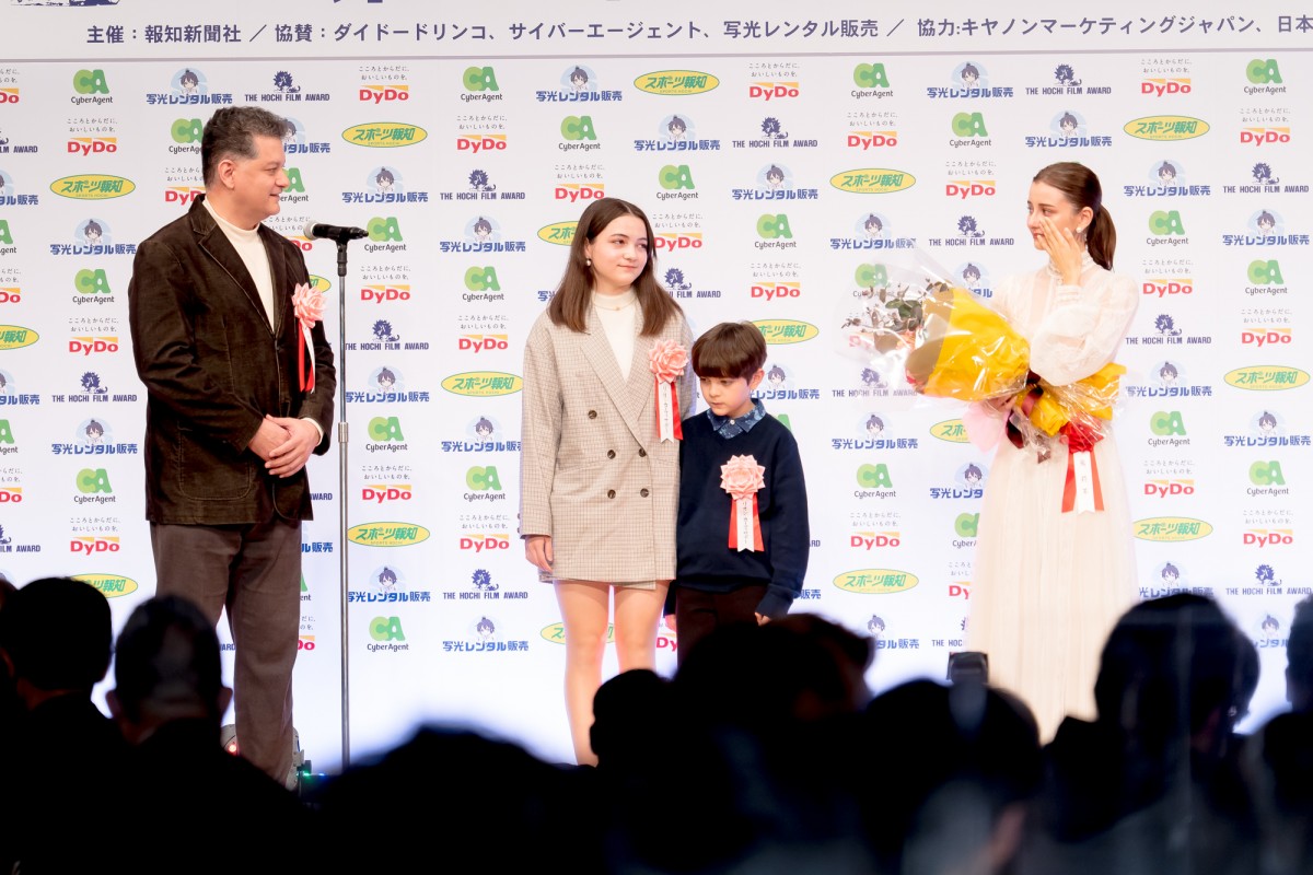 有村架純「報知映画賞」で主演女優賞　「演じることをあきらめたくない」熱い思い語る